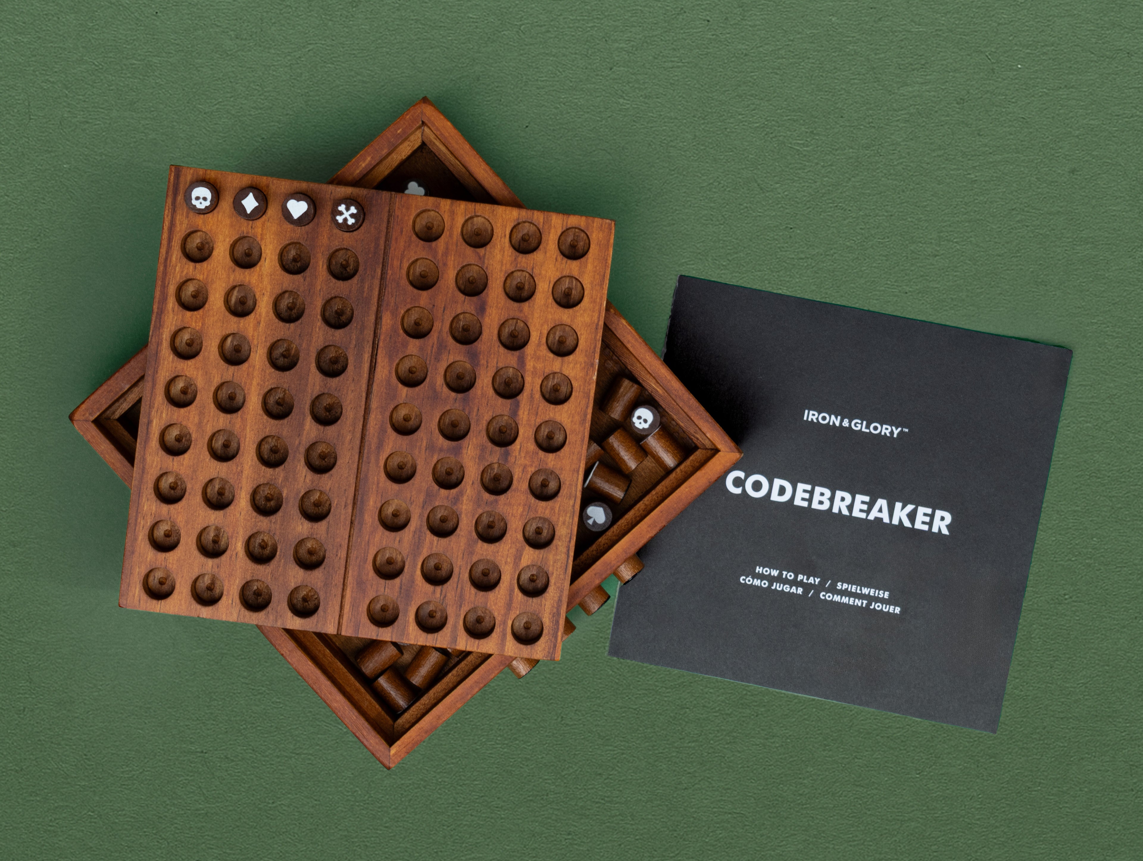 JOGO CODEBREAKER - DECIFRADOR DE CÓDIGO