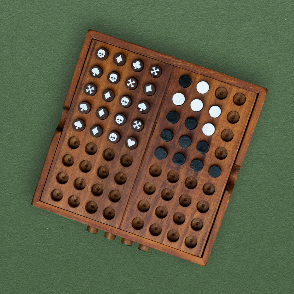 JOGO CODEBREAKER - DECIFRADOR DE CÓDIGO