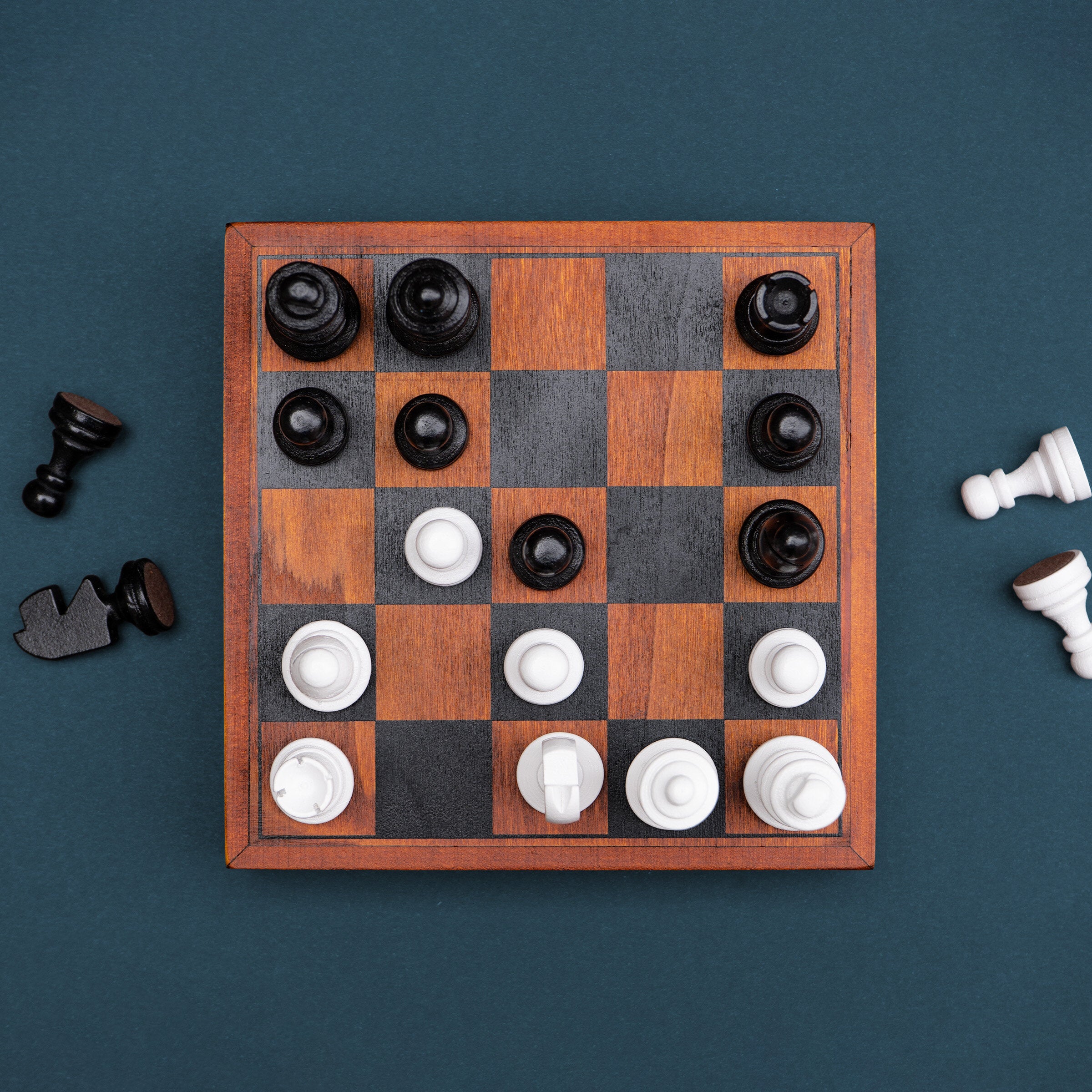 JOGO ENDGAME - MINI XADREZ