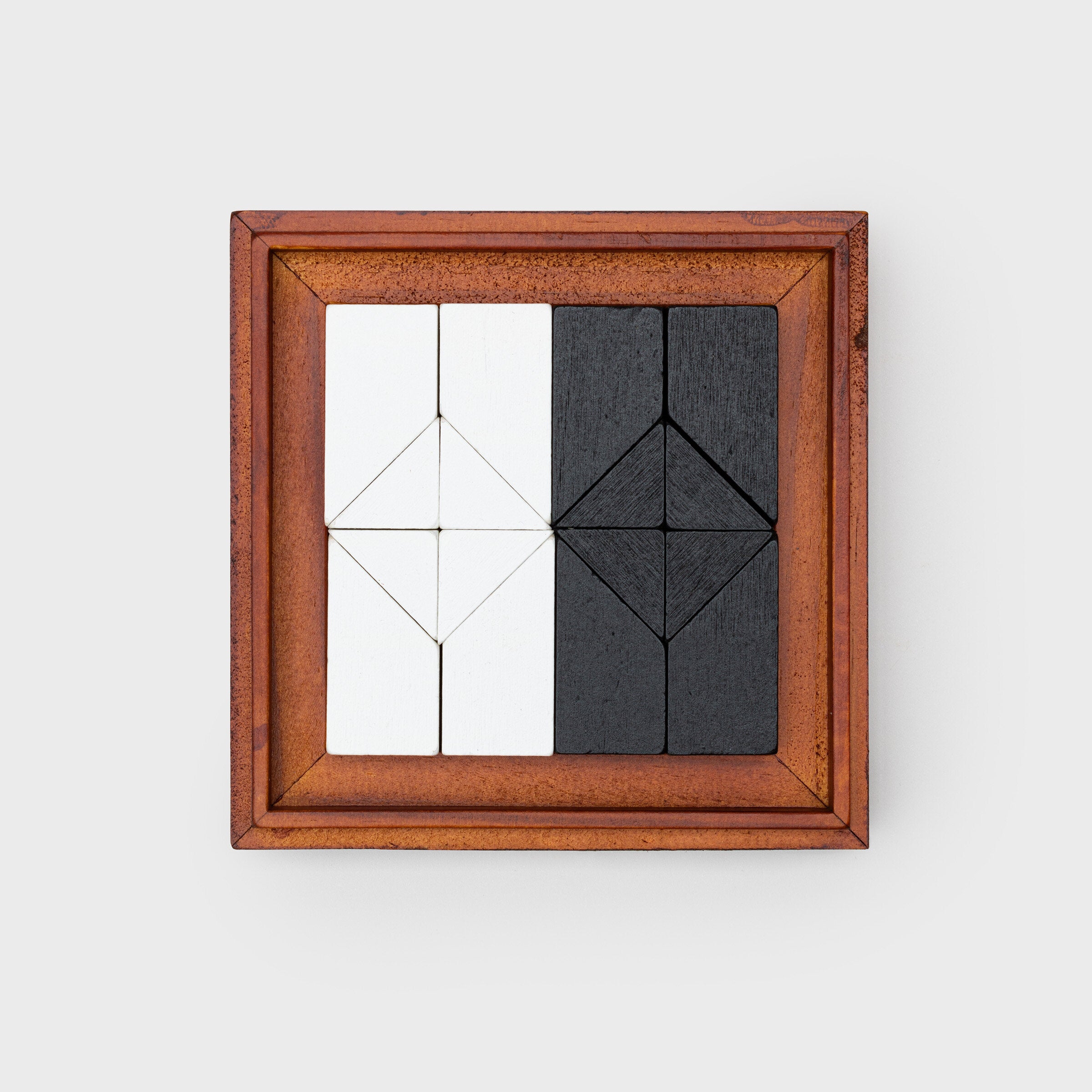 JOGO SHAPESHIFTER - TANGRAM