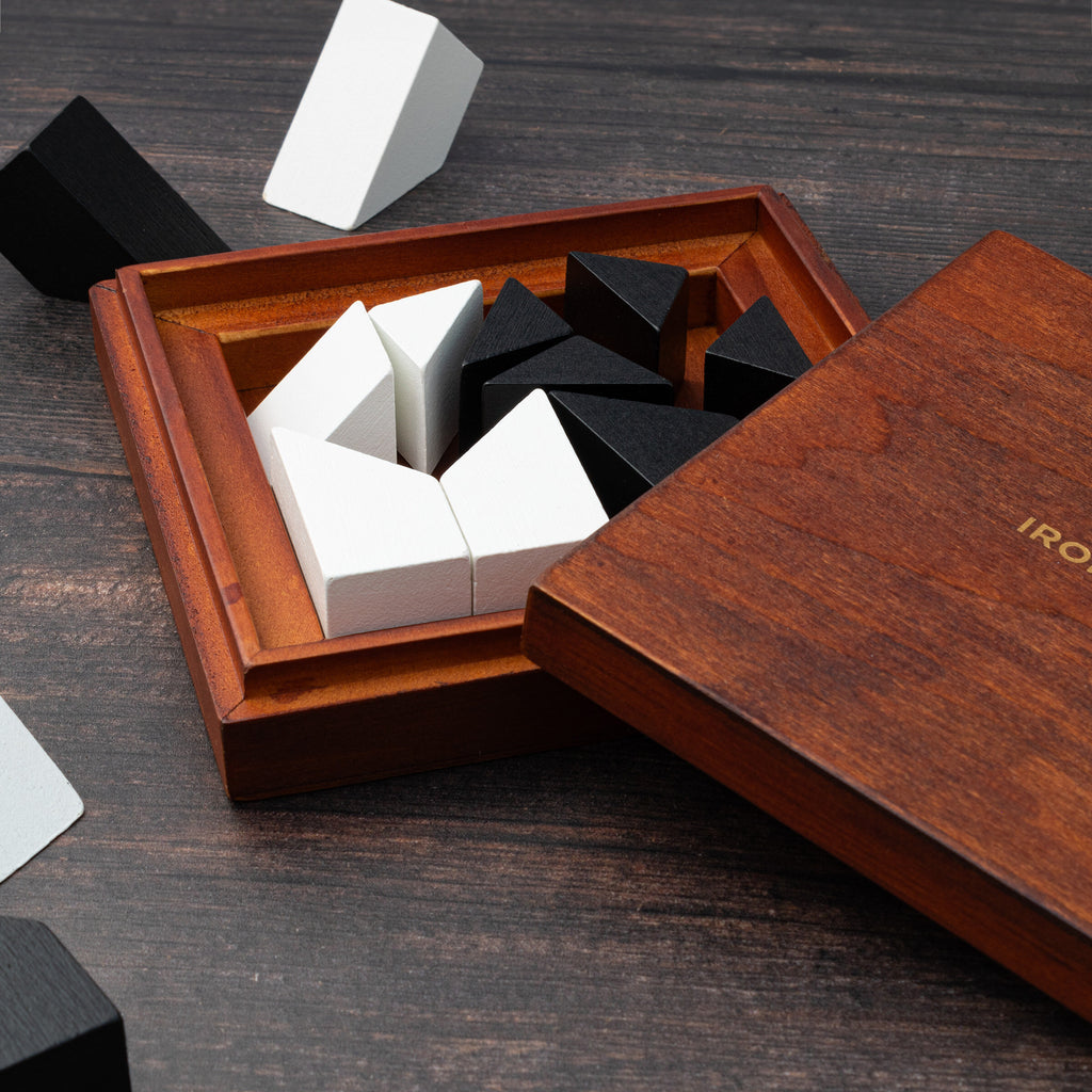 JOGO SHAPESHIFTER - TANGRAM